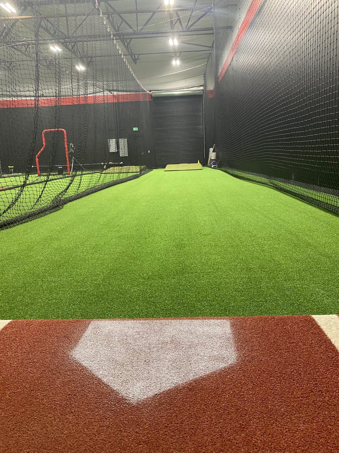 Facility » Strike One Baseball Academy » Simi Valley's 1 Baseball Training Facility